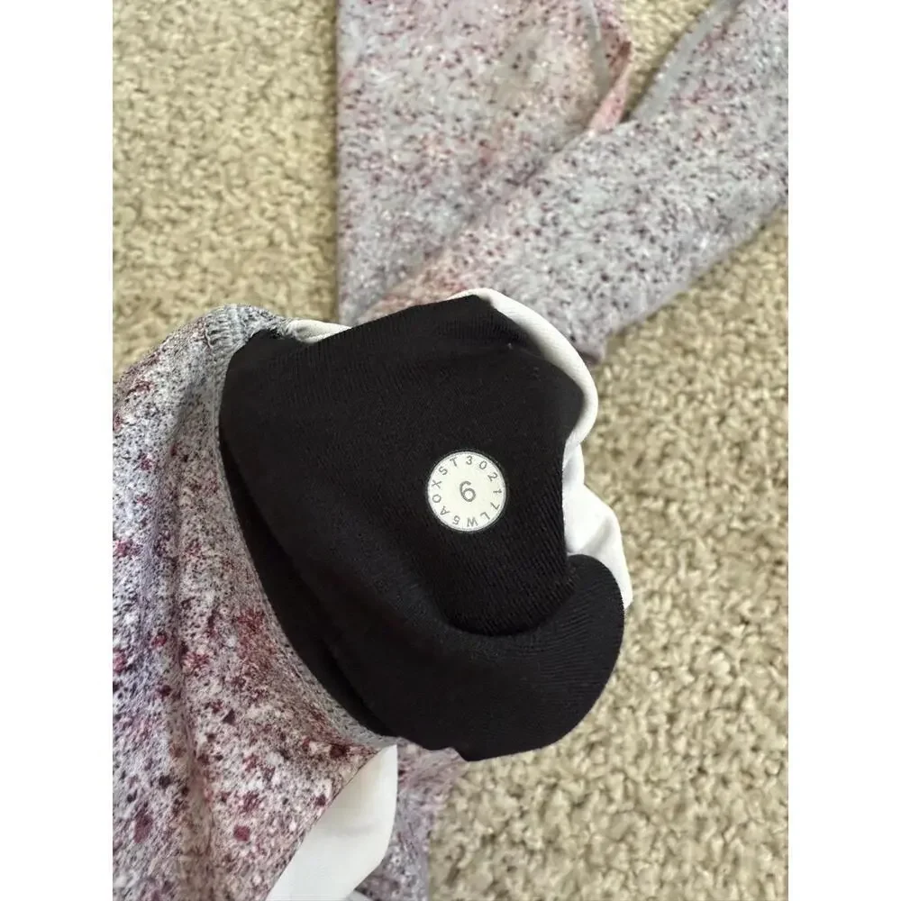 Lululemon Wunder Under Leggings size 6